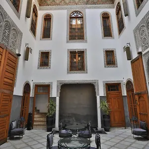 riad-layla.hotelfesmorocco.com/